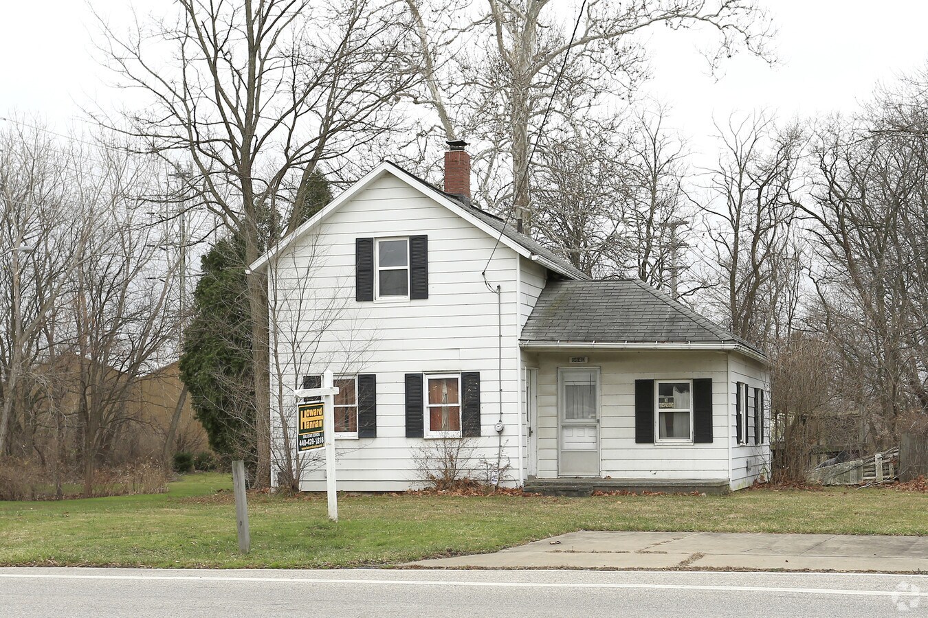 6640 Hopkins Rd, Mentor, OH 44060