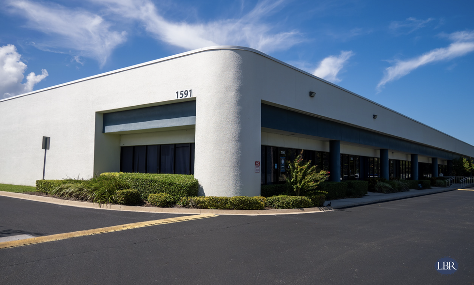 1571 NE Robert J Conlan Blvd, Palm Bay, FL for lease - Building Photo - Image 3 of 5