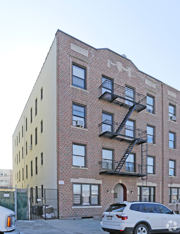 21-51 27th St, Astoria, NY 11105 | LoopNet