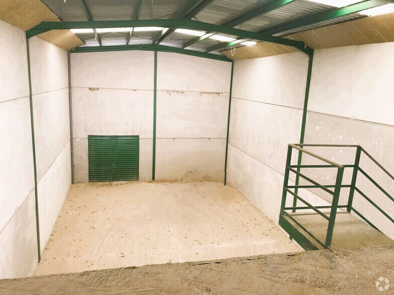 Industrial in Yuncos, Toledo for sale - Building Photo - Image 2 of 5