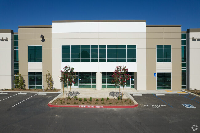 California Commercial Real Estate for Sale | LoopNet