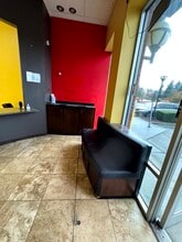 15423 SE 272nd St, Kent, WA for lease Interior Photo- Image 1 of 2