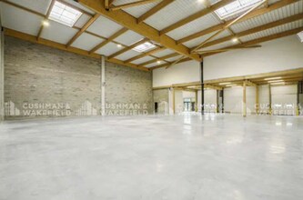 260 Rue De La Roche Taillée, Graveson for lease Interior Photo- Image 2 of 5