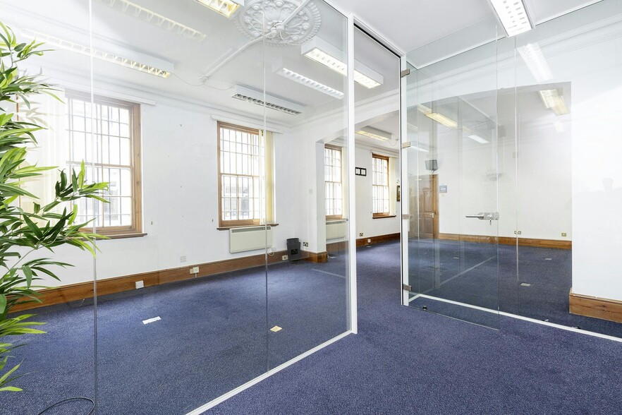 1 St Mark St, London for lease - Building Photo - Image 2 of 12