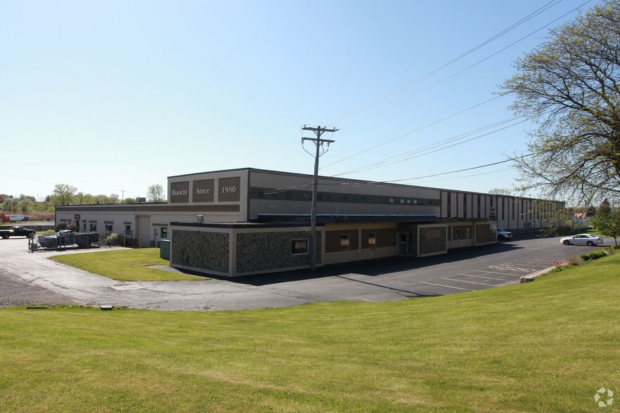 208 Longbranch Rd, Syracuse, NY for sale - Primary Photo - Image 1 of 1