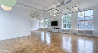 2 Olaf St, London for lease Interior Photo- Image 1 of 8