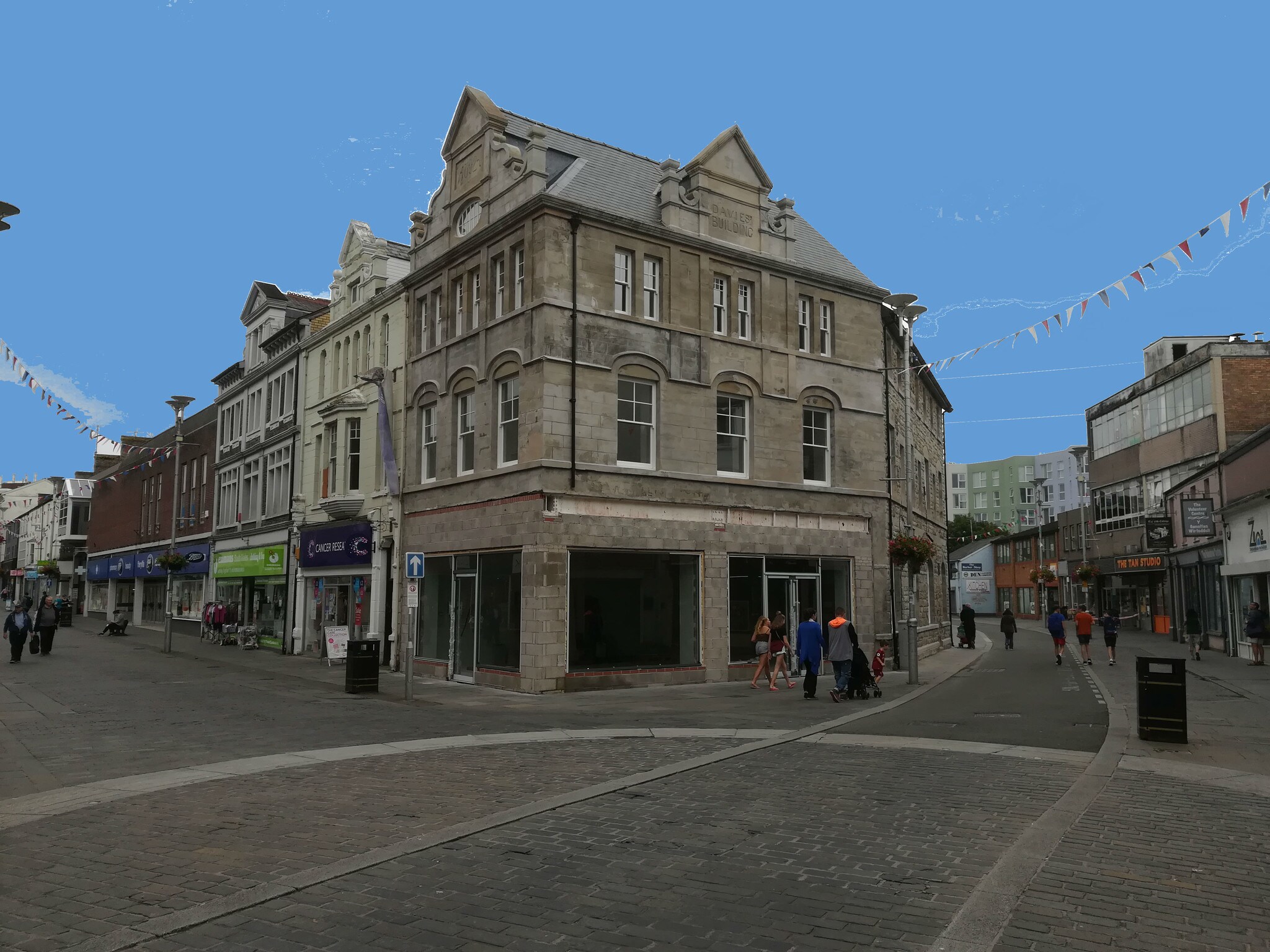 2 Caroline St, Bridgend for sale Primary Photo- Image 1 of 1