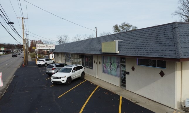 5614-5624 Secor Rd, Toledo, OH for sale - Building Photo - Image 2 of 4