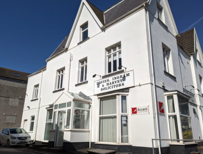 8 Christina St, Swansea for sale Building Photo- Image 1 of 1