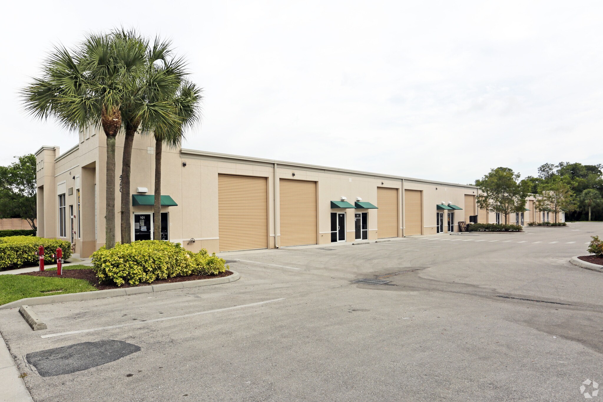 4750 Enterprise Ave, Naples, FL for sale Primary Photo- Image 1 of 1