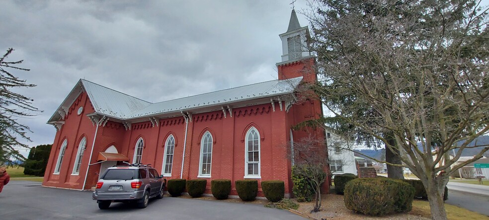 113 Madisonburg Rd pike, Madisonburg, PA for sale - Primary Photo - Image 1 of 1