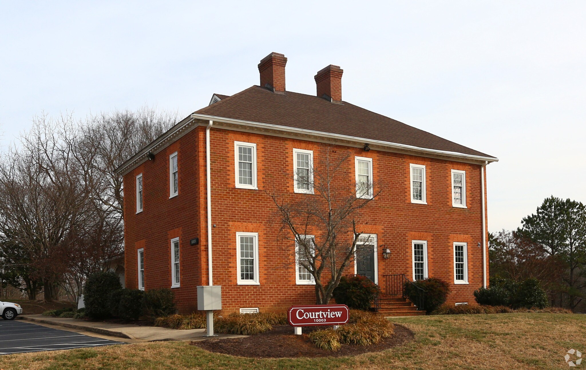 10003 Courtview Ln, Chesterfield, VA for lease Primary Photo- Image 1 of 10