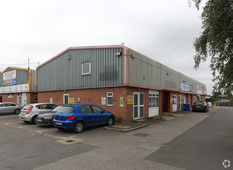 Castle Rd, Sittingbourne for lease - Primary Photo - Image 1 of 6