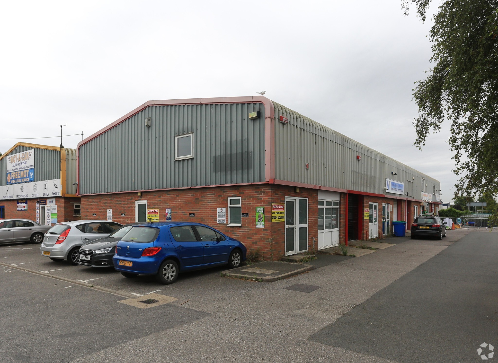 Castle Rd, Sittingbourne for lease Primary Photo- Image 1 of 7