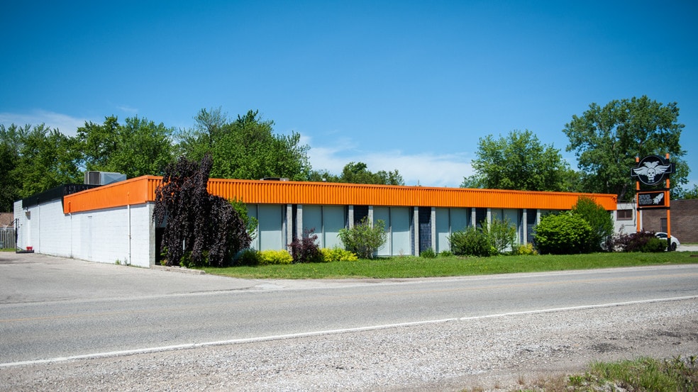 2525 Jefferson Blvd, Windsor, ON for sale - Primary Photo - Image 1 of 1