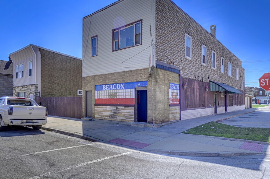 13300 S Brandon Ave, Chicago, IL for sale - Primary Photo - Image 1 of 1