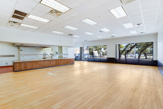 7101 Hwy 71 W, Austin, TX for lease Building Photo- Image 1 of 10