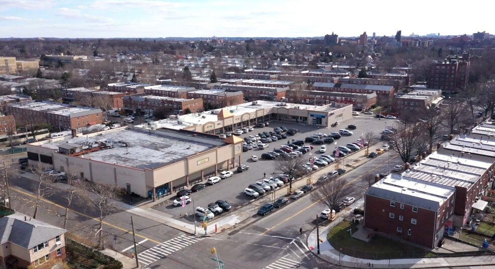 2503-2539 Parsons Blvd, Flushing, NY for lease - Building Photo - Image 3 of 5