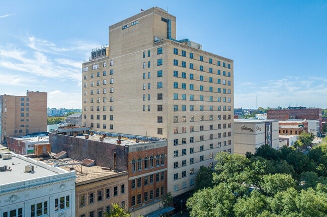 More details for 525 Milam St, Shreveport, LA - Office for Sale