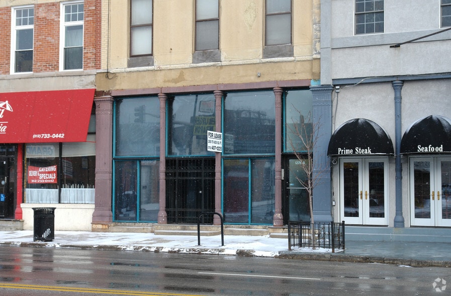 1376 W Grand Ave, Chicago, IL for lease - Building Photo - Image 3 of 20
