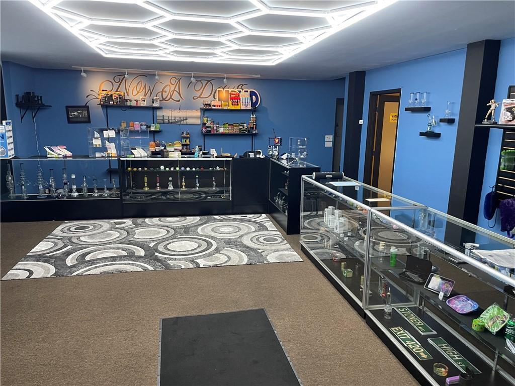 2165 Harbor Blvd, Costa Mesa, CA for sale Interior Photo- Image 1 of 14