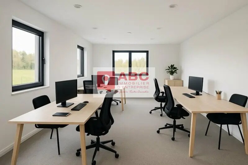 Office in Toulouges for lease - Interior Photo - Image 1 of 4