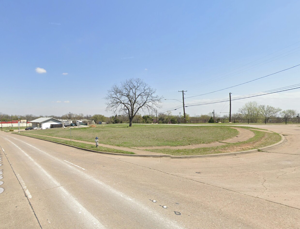 2666 Cedar Crest Blvd, Dallas, TX for sale Primary Photo- Image 1 of 1