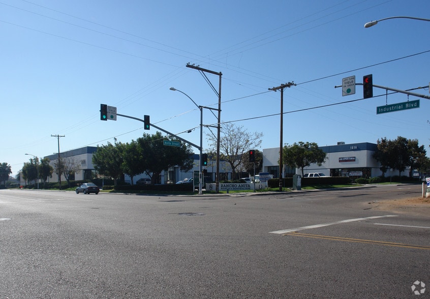 1616 Industrial Blvd, Chula Vista, CA for lease - Building Photo - Image 3 of 11