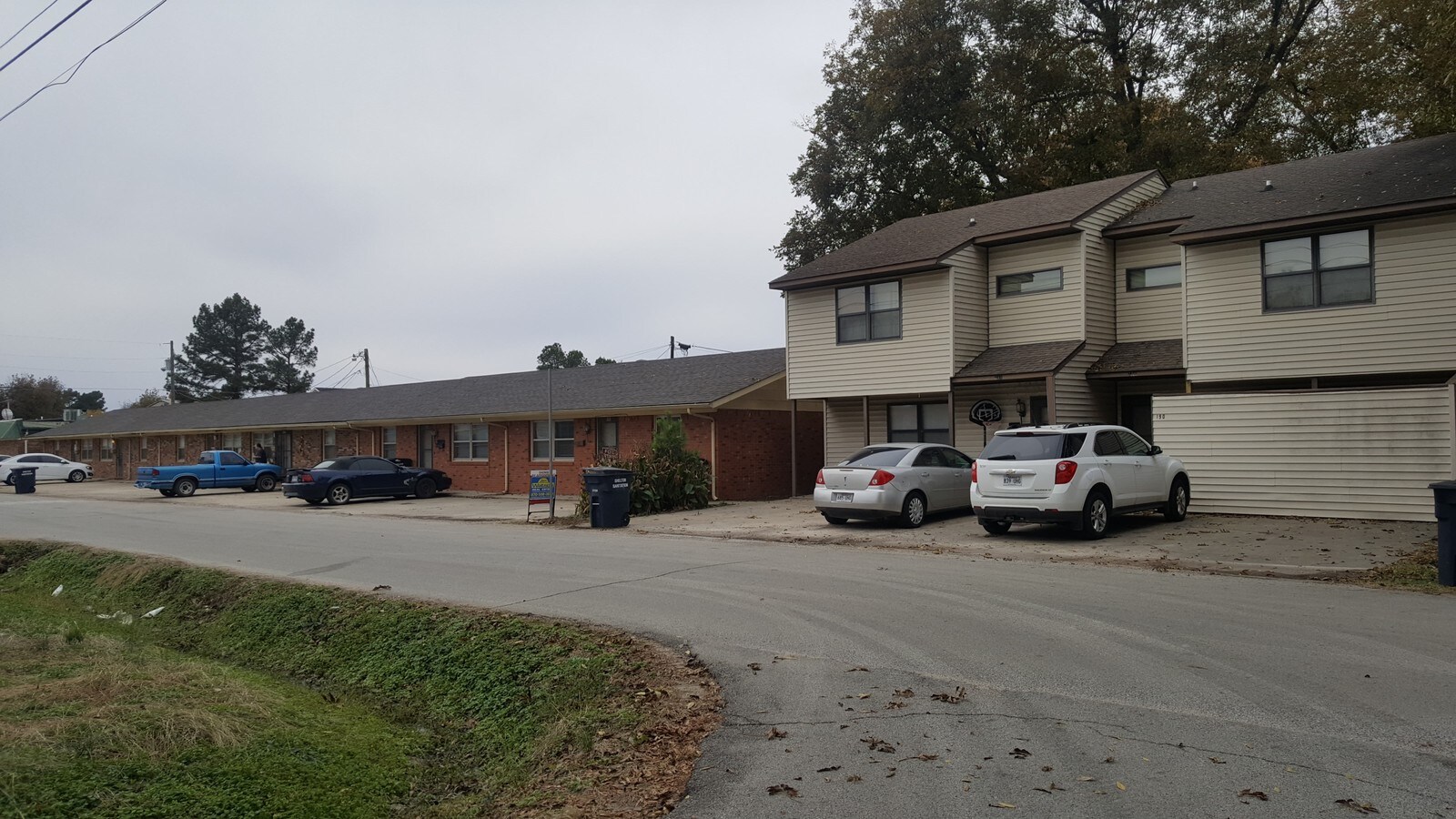 276 E Court St, Piggott, AR 72454