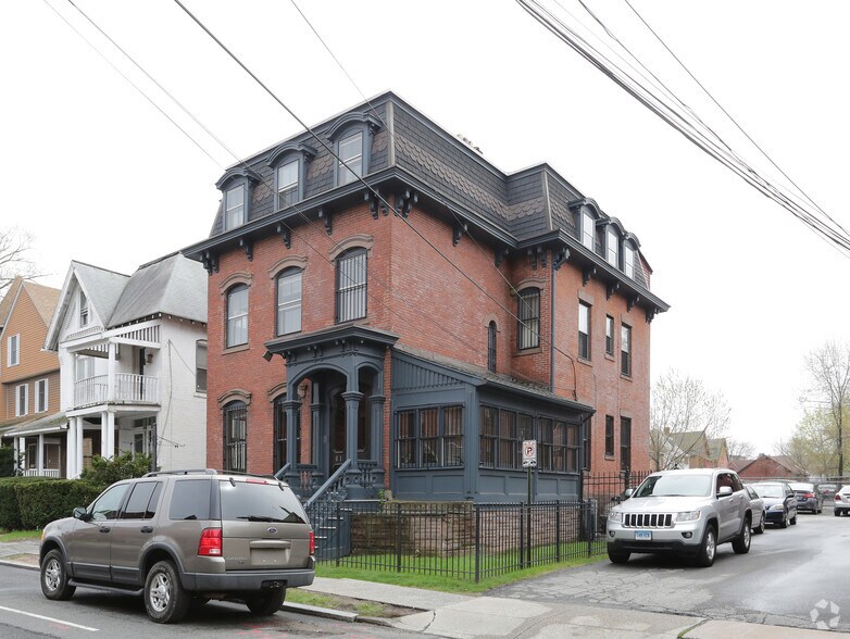 61 Russ St, Hartford, CT for lease - Building Photo - Image 2 of 15