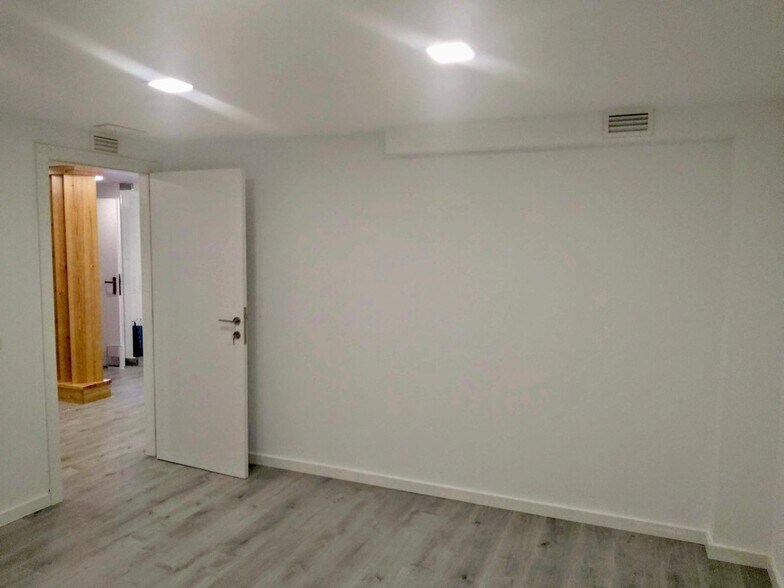 Retail in Algemesí for sale - Building Photo - Image 2 of 10