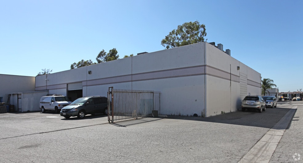 1940 Frank Stiles St, South El Monte, CA for lease - Building Photo - Image 3 of 12