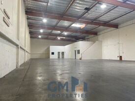 2400-2402 Palm Dr, Signal Hill CA - Warehouse