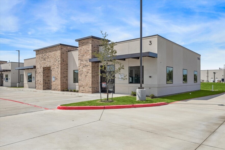 11960 Broadway St, Pearland, TX for lease - Building Photo - Image 1 of 5