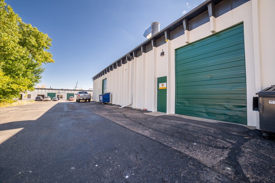 5160 Parfet St, Wheat Ridge, CO for lease - Building Photo - Image 2 of 5