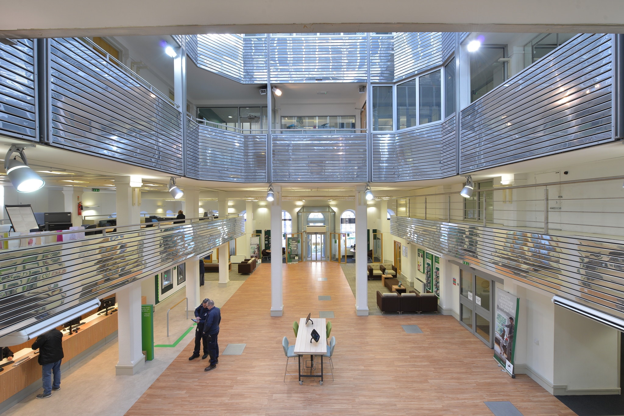 102 Grey St, Newcastle Upon Tyne for sale Interior Photo- Image 1 of 1