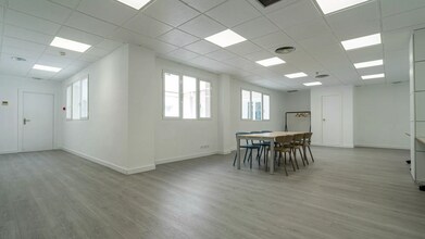 Office in Alcobendas, Madrid for lease Interior Photo- Image 2 of 15
