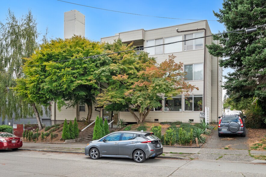 7919 Wallingford Ave N, Seattle, WA for sale - Building Photo - Image 1 of 23