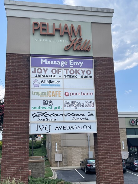 3710-3714 Pelham Rd, Greenville, SC for lease - Building Photo - Image 2 of 4