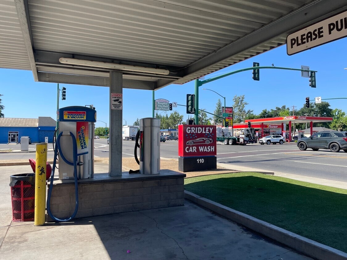 110 E Spruce Ln, Gridley, CA 95948 Gridley Car Wash