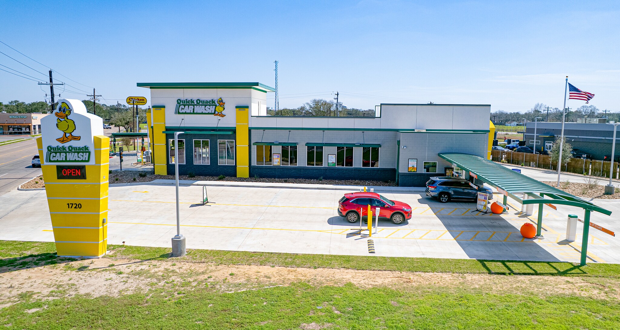 1720 N Velasco St, Angleton, TX for sale Primary Photo- Image 1 of 1