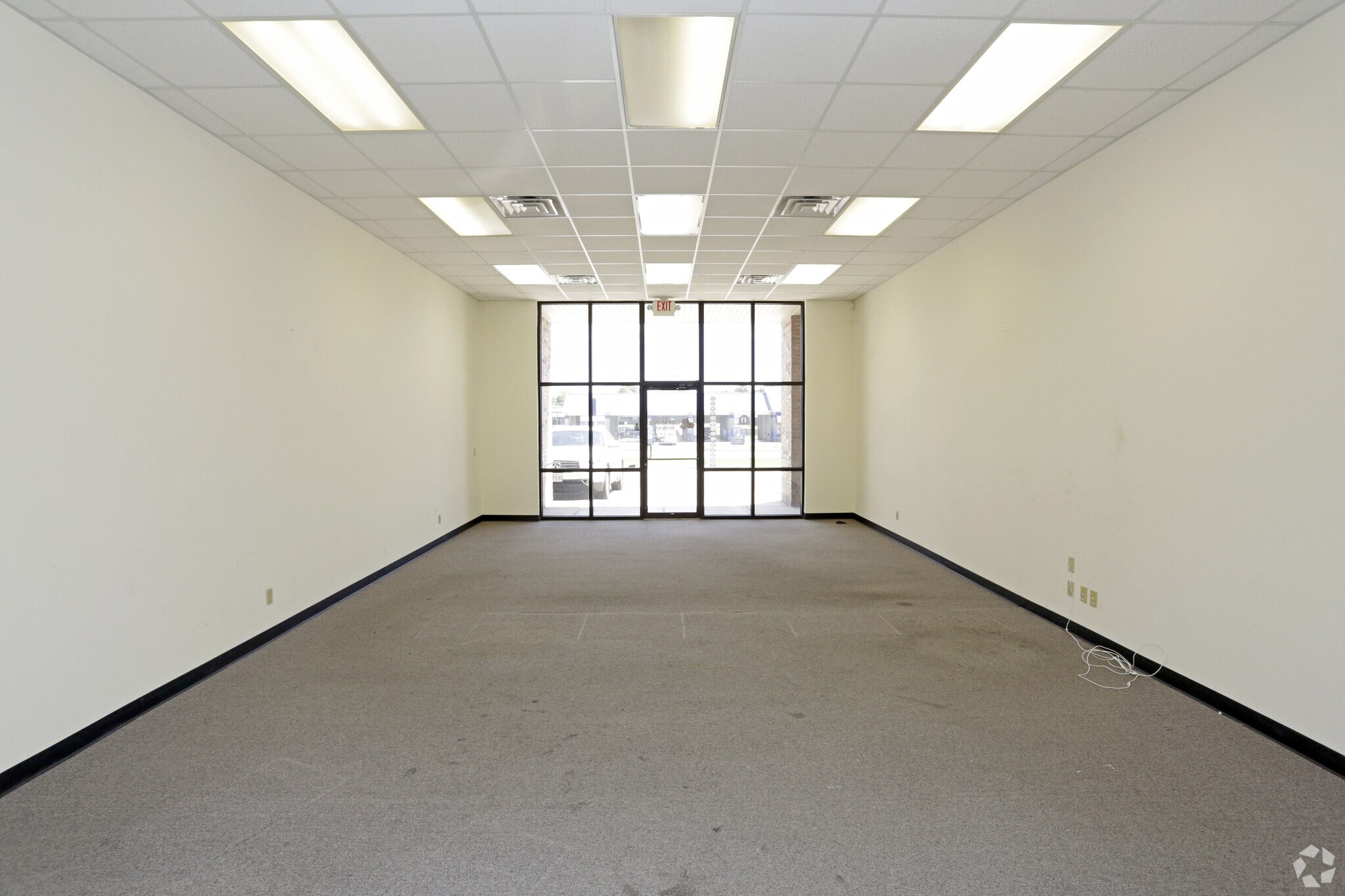 107 W Aldersgate Dr, Nixa, MO for sale Interior Photo- Image 1 of 1