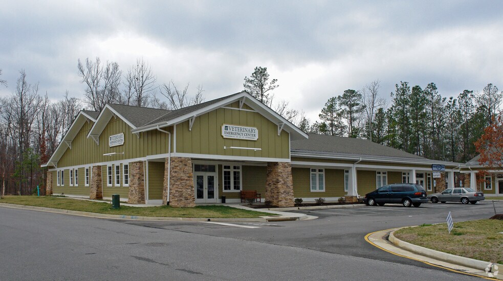 2436-2460 Colony Crossing Pl, Midlothian, VA for sale - Building Photo - Image 2 of 5