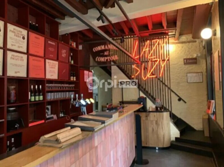 Retail in Lille for lease - Interior Photo - Image 2 of 4