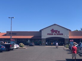 Fry's Plaza - Loft