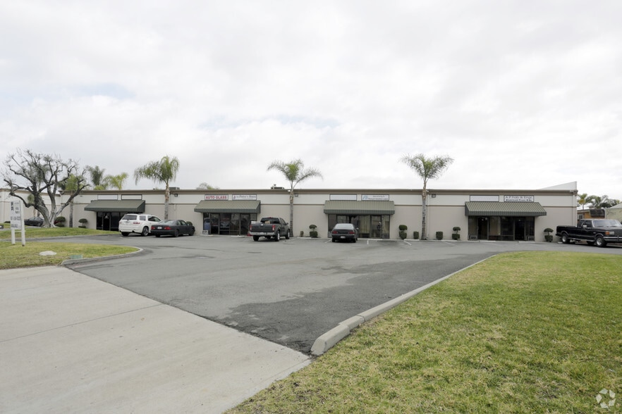 930 S Placentia Ave, Placentia, CA for lease - Primary Photo - Image 1 of 4