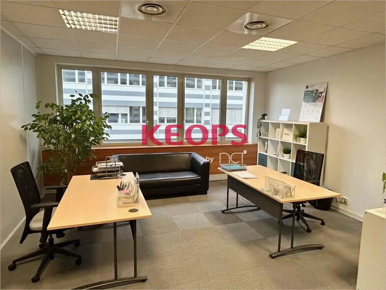 Office in Toulouse for lease - Building Photo - Image 3 of 5