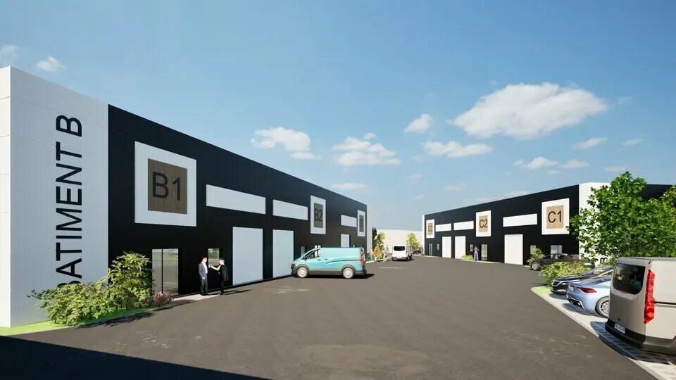 Flex in Brech for sale - Building Photo - Image 2 of 3