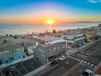 3921 Highland Ave, Manhattan Beach CA - Parking Garage
