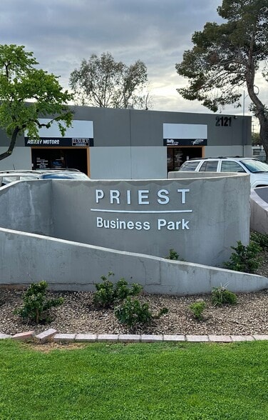 2123 S Priest Dr, Tempe, AZ for lease - Building Photo - Image 3 of 4